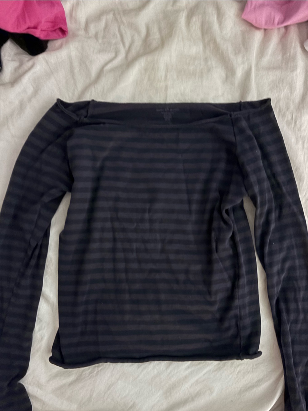 Brandy Melville Black and Dark Gray Striped Off-Shoulder Long Sleeve Top